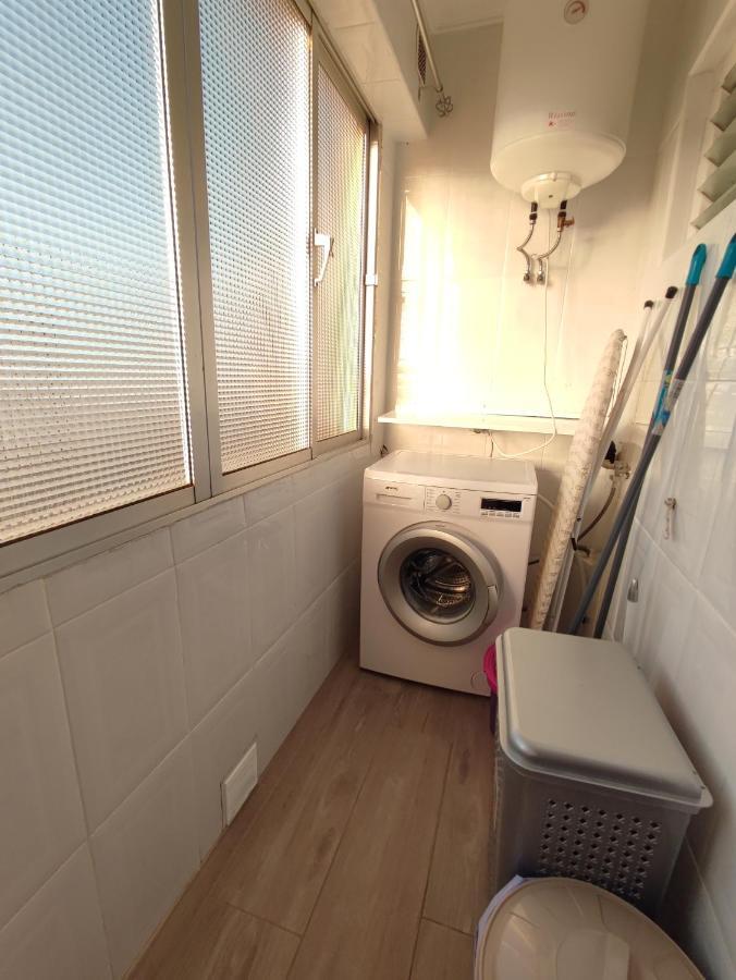 Precioso Apartamento 3 Dormitorios, Aire Acondicionado Menos 10 Min A Pie Feria Jerez De La Frontera Exterior foto