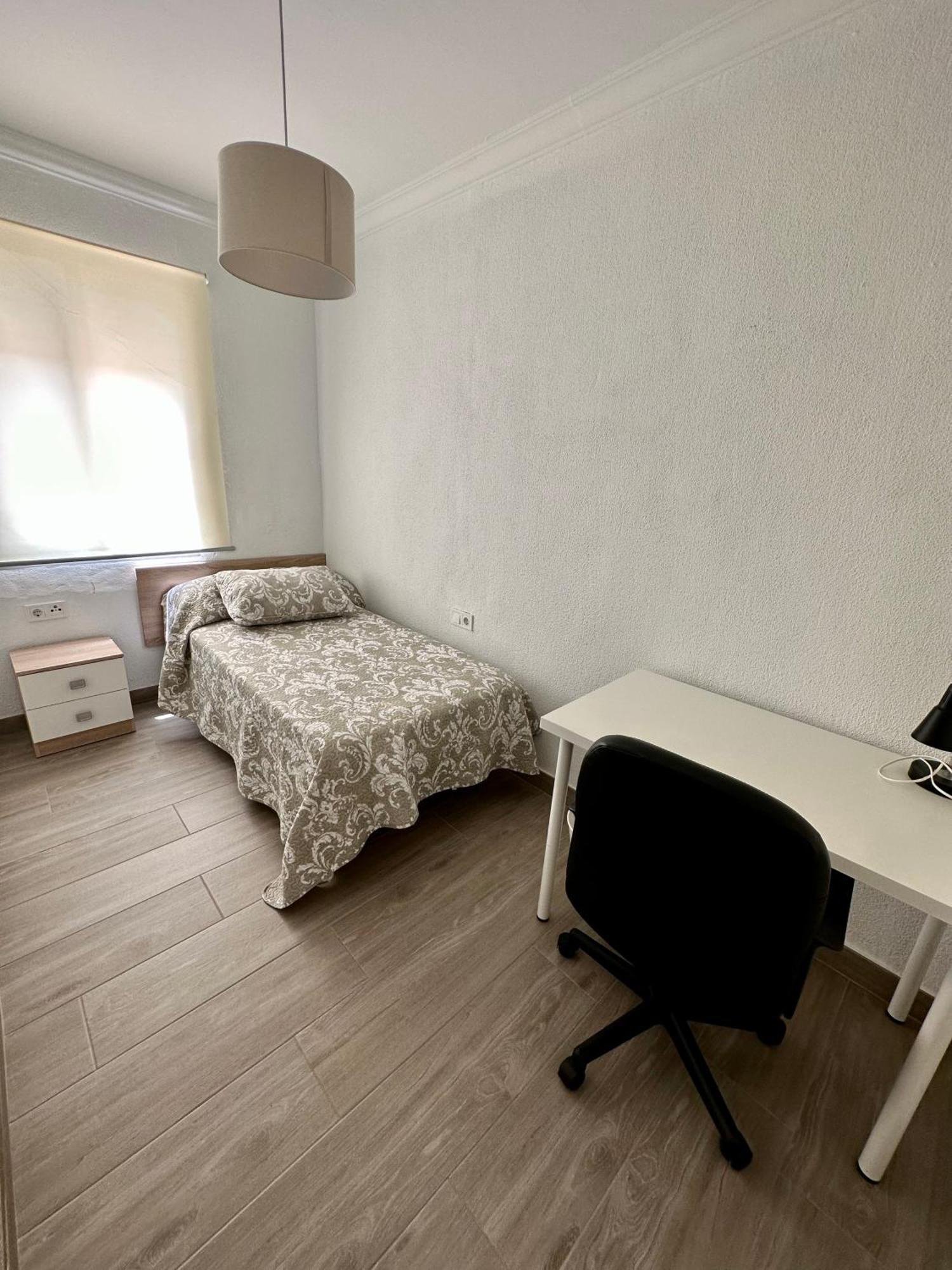 Precioso Apartamento 3 Dormitorios, Aire Acondicionado Menos 10 Min A Pie Feria Jerez De La Frontera Exterior foto