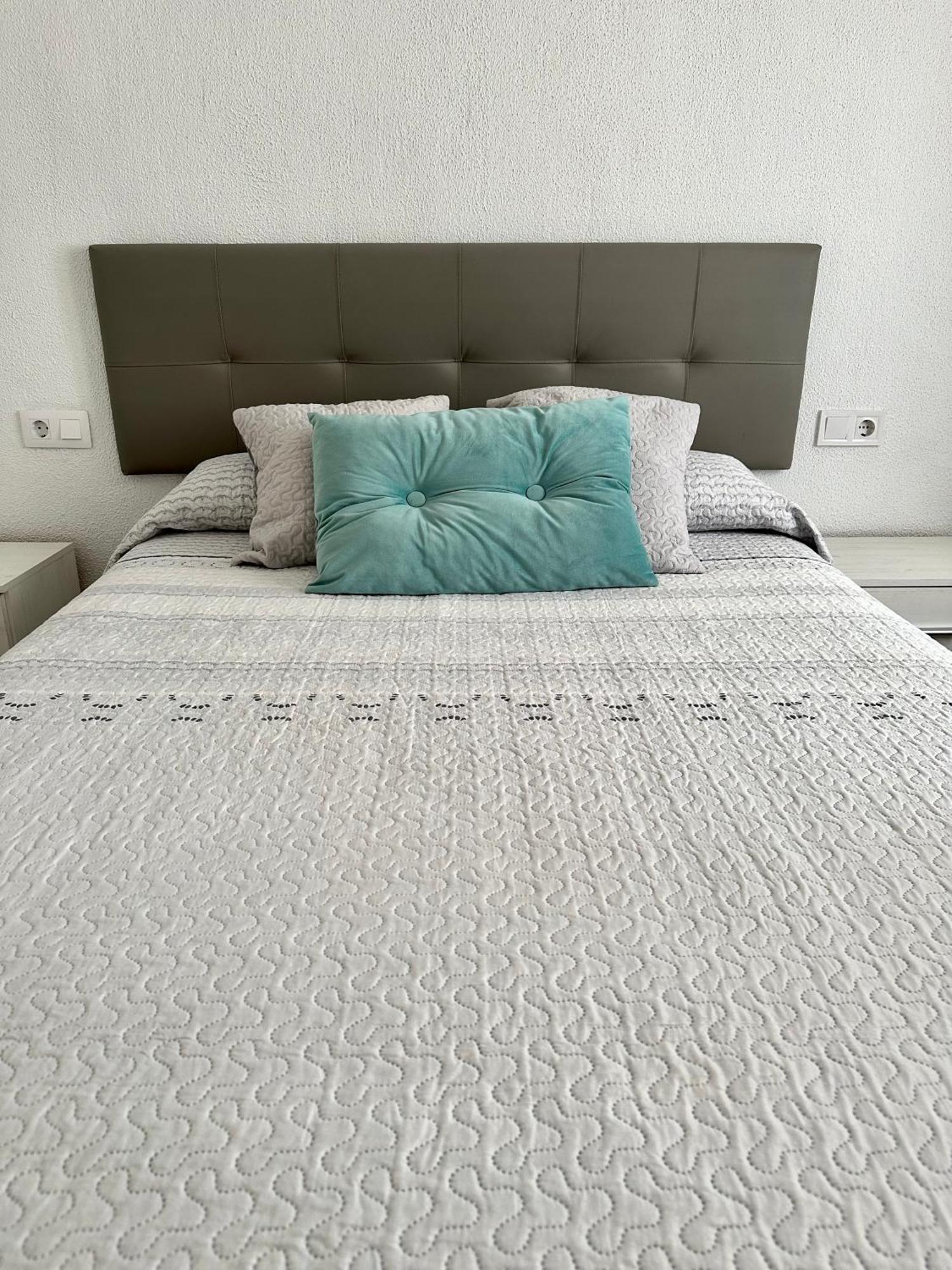 Precioso Apartamento 3 Dormitorios, Aire Acondicionado Menos 10 Min A Pie Feria Jerez De La Frontera Exterior foto